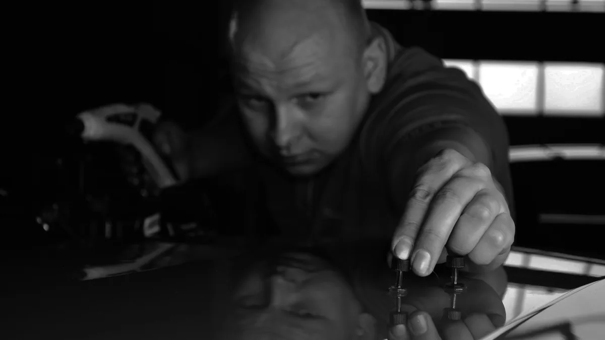 Was kostet die Dellen-Reparatur? Ehrlich gesagt: erst nach dem Blick darauf.